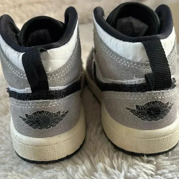 KIDS ! NIKE Jordan Baby Mid SE Craft (Infant/Toddler size 11 ( no insole) - Picture 2 of 9